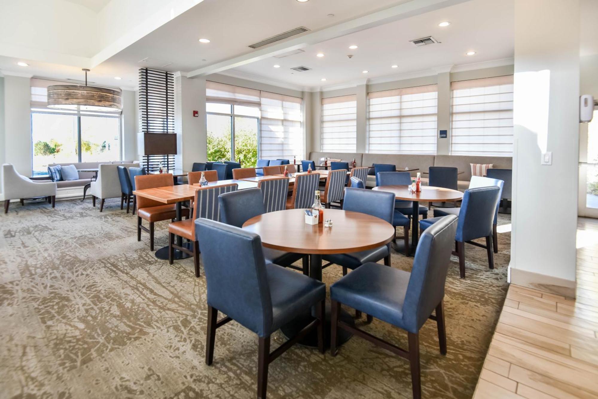 Shutters Hotel Елко Екстериор снимка