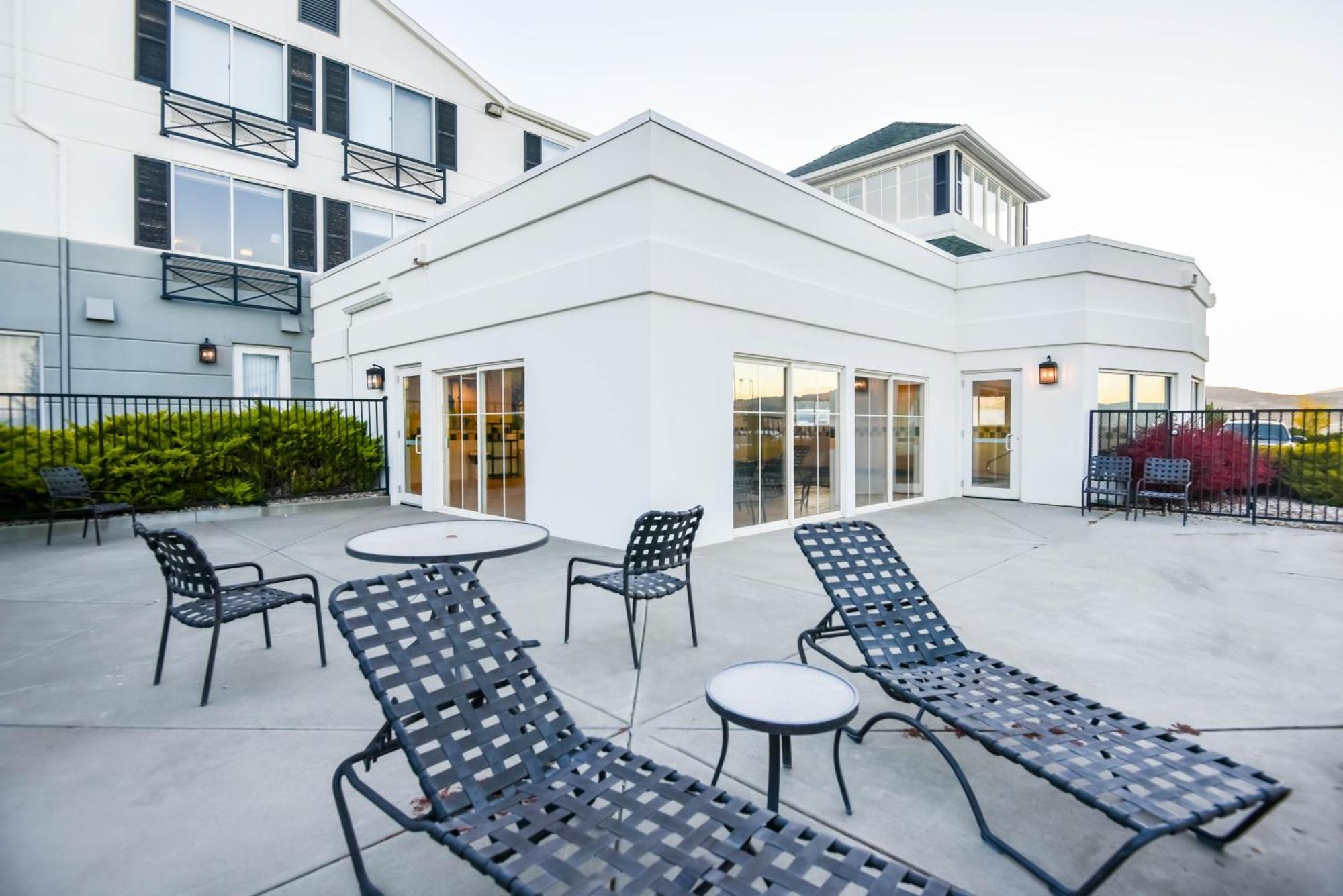 Shutters Hotel Елко Екстериор снимка