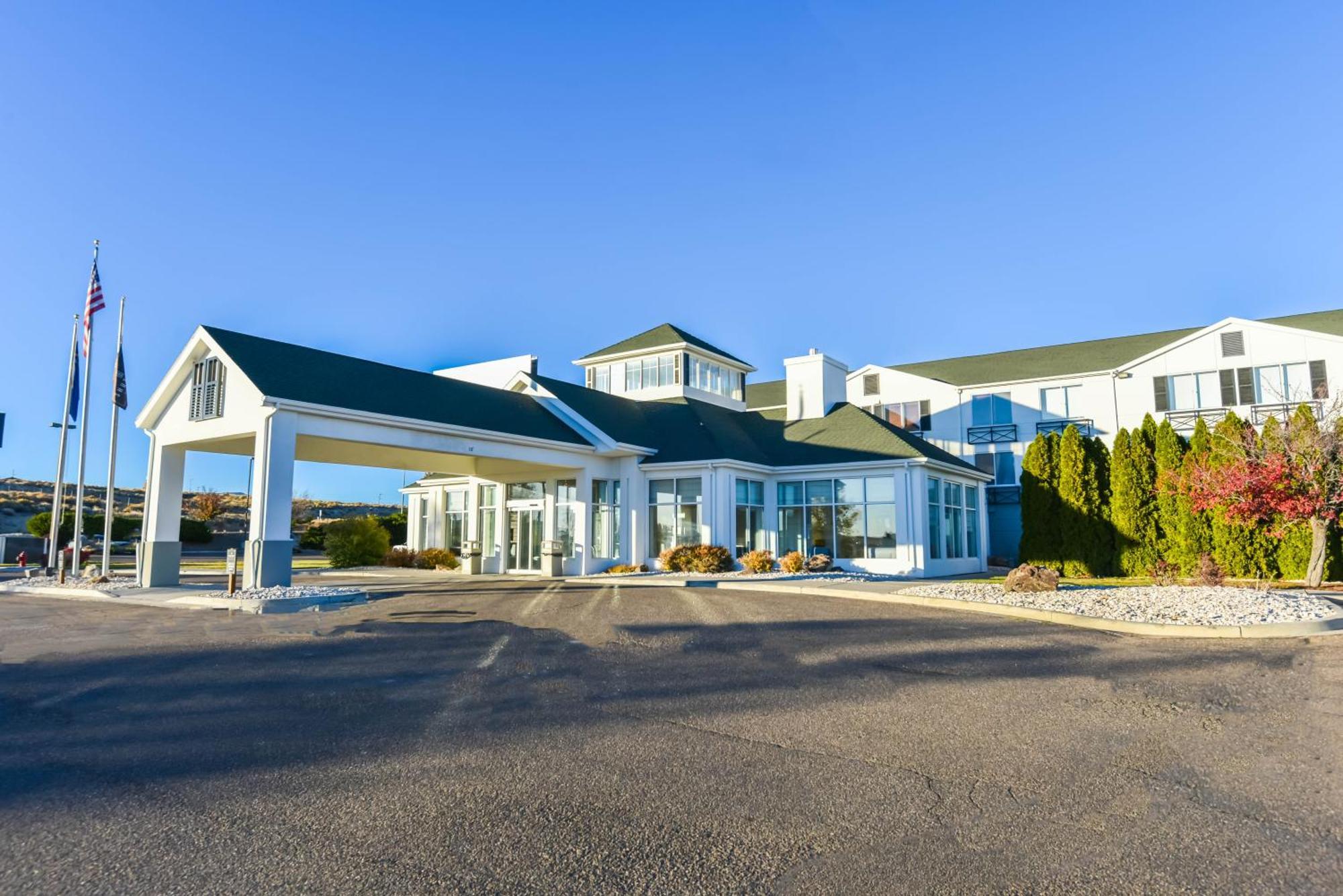 Shutters Hotel Елко Екстериор снимка