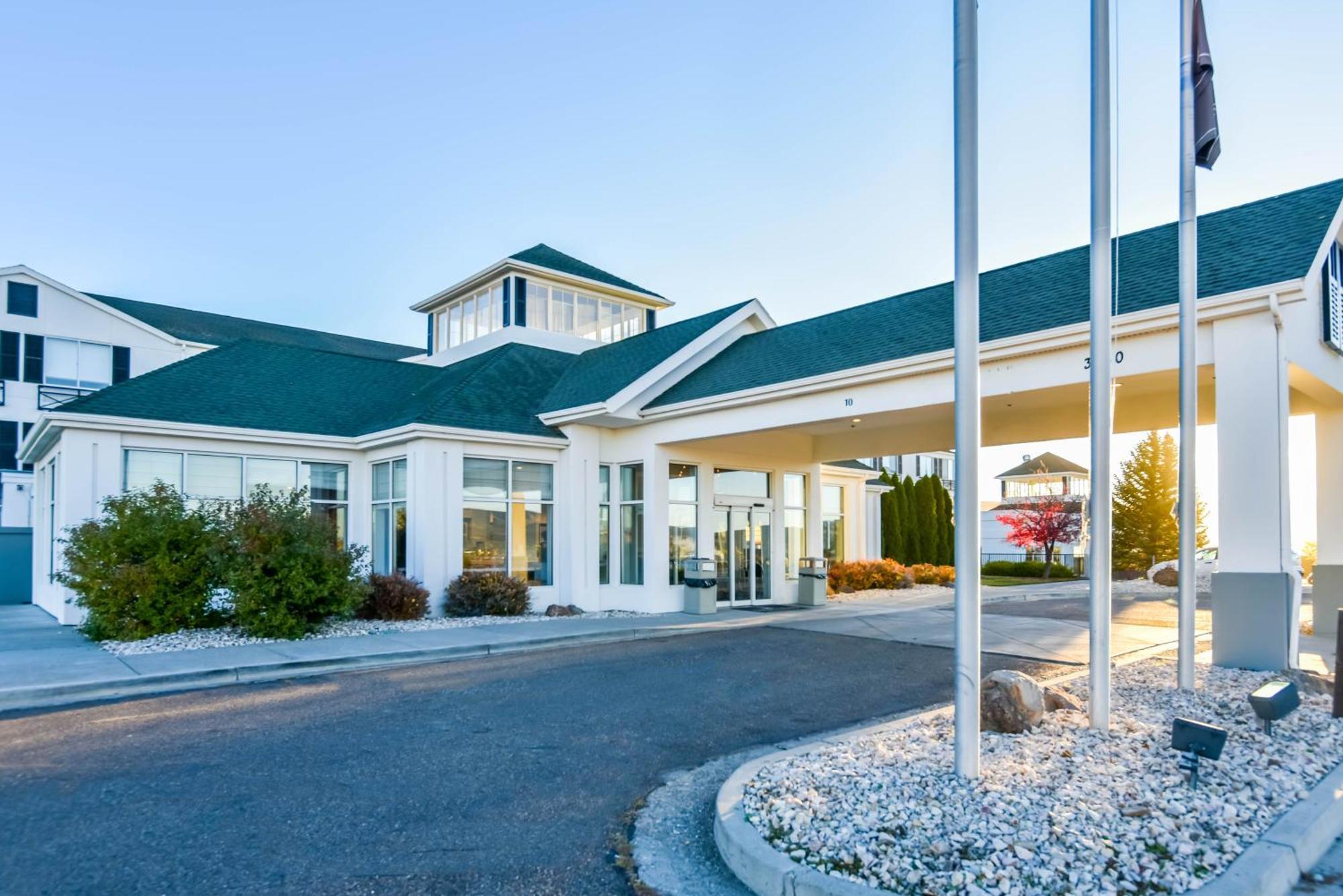 Shutters Hotel Елко Екстериор снимка