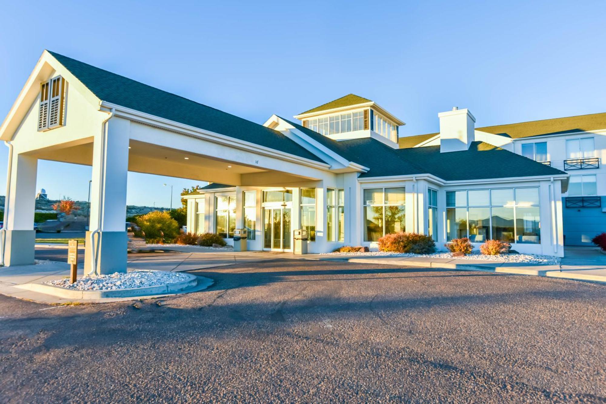 Shutters Hotel Елко Екстериор снимка